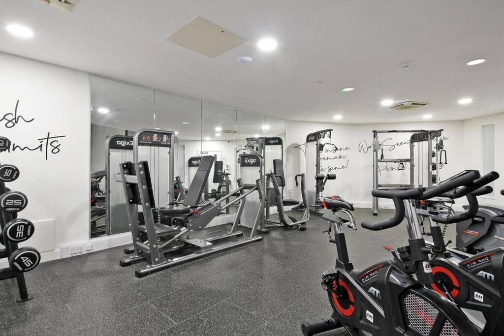 Modern, City Centre, Studio Apartment With Free Wifi, Gym Access, Netflix - West One Sheffield Exterior foto